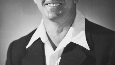 والاس در طول تور تیم نیوزلند در انگلستان در سال 1949.