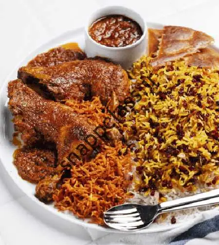 طرز تهیه زرشک پلو با مرغ با سس پرتقال